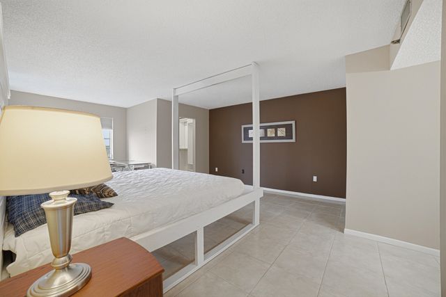 3940 Inverrary Boulevard 603-a, Lauderhill, FL 33319