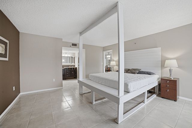 3940 Inverrary Boulevard 603-a, Lauderhill, FL 33319
