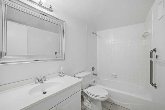 3940 Inverrary Boulevard 603-a, Lauderhill, FL 33319