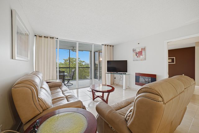3940 Inverrary Boulevard 603-a, Lauderhill, FL 33319