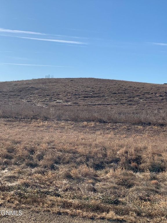 1 Spaniel Road, Mandan, ND 58554 photo 3