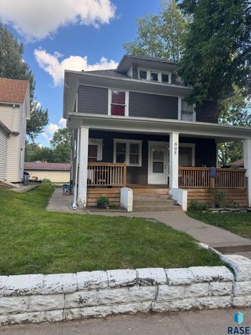 608 N Walts Ave Avenue, Sioux Falls, SD 57104