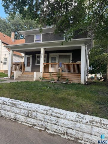 608 N Walts Ave Avenue, Sioux Falls, SD 57104