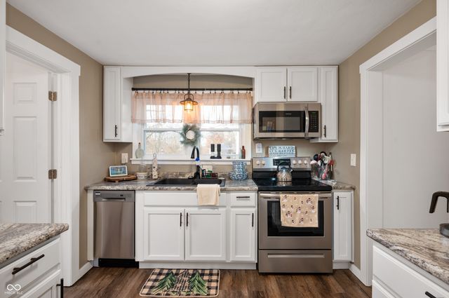 644 Center Street, Pendleton, IN 46064