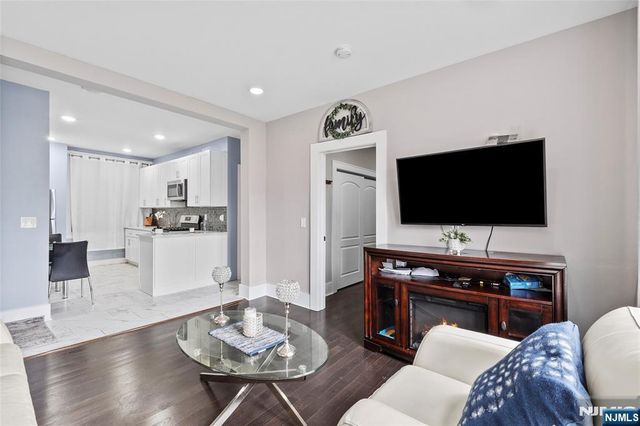 6414 Park Avenue 1, West New York, NJ 07093