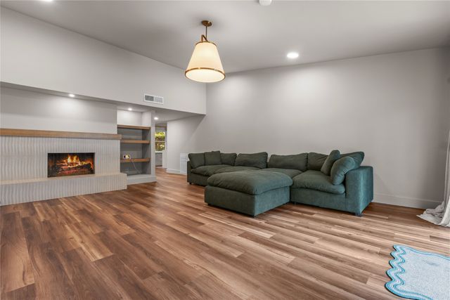 6219 Cedar Lane, Rowlett, TX 75089