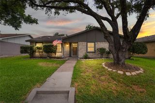 6219 Cedar Lane, Rowlett, TX 75089
