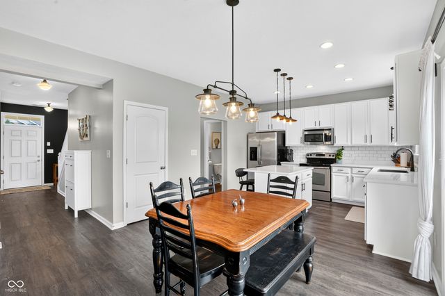 1481 Windborne Lane, Greenwood, IN 46143