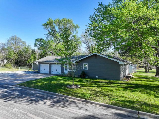 1132 N Orient St., El Dorado, KS 67042