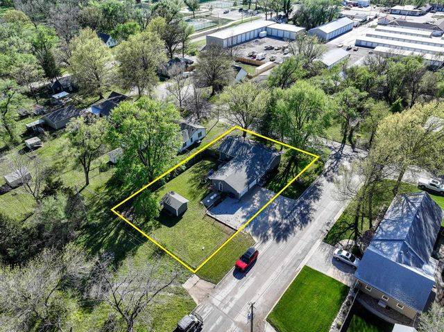 1132 N Orient St., El Dorado, KS 67042