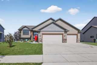 2285 Orion Street SW, Rochester, MN 55902