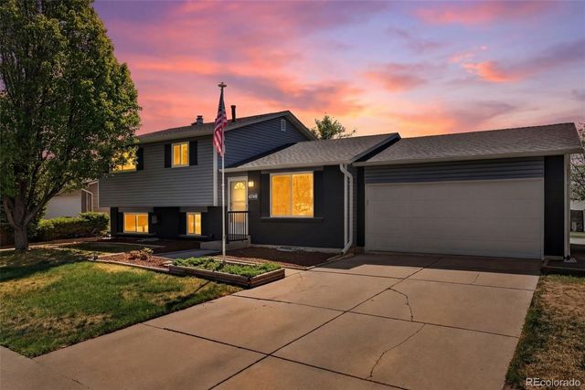 4740 E 112th Place, Thornton, CO 80233