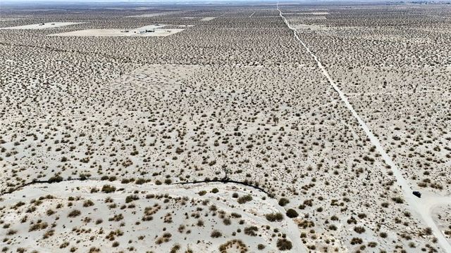 14999 Mojave Drive, Phelan, CA 92371