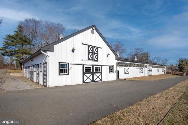 266 PROVINCE LINE RD, Hopewell, NJ 08525