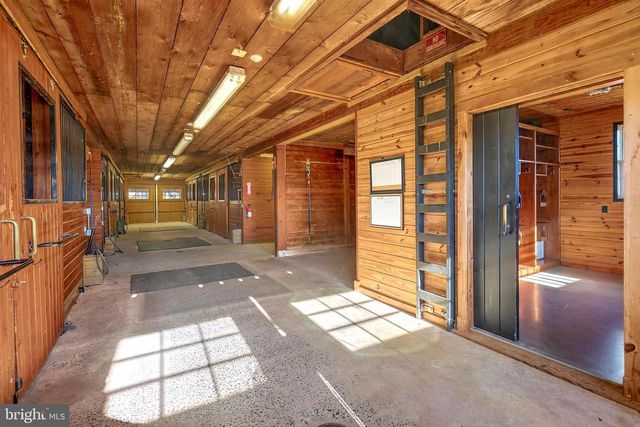 266 PROVINCE LINE RD, Hopewell, NJ 08525