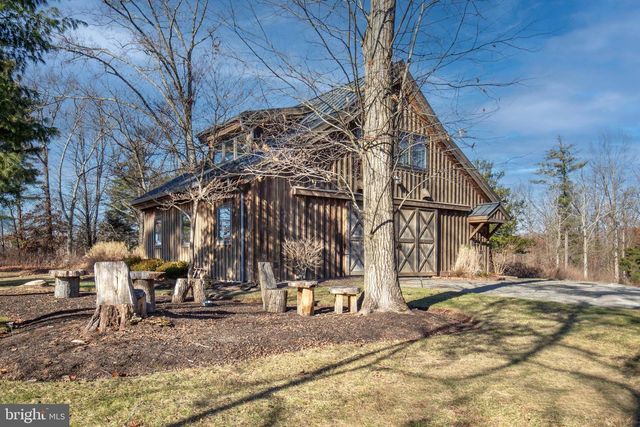 266 PROVINCE LINE RD, Hopewell, NJ 08525