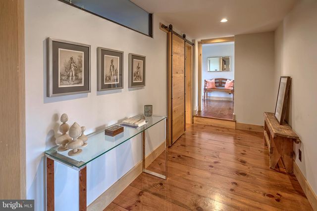 266 PROVINCE LINE RD, Hopewell, NJ 08525