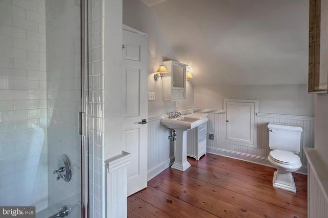 266 PROVINCE LINE RD, Hopewell, NJ 08525