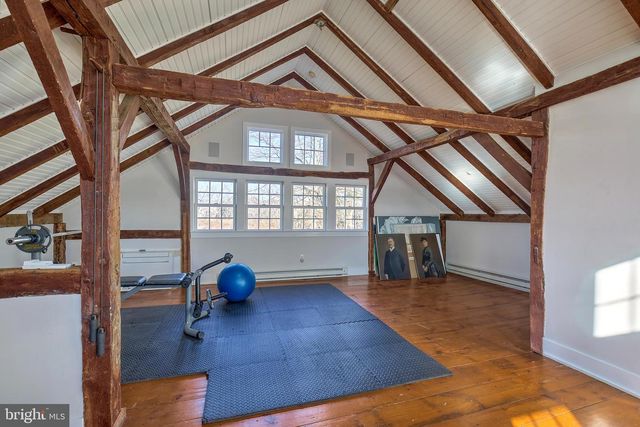 266 PROVINCE LINE RD, Hopewell, NJ 08525