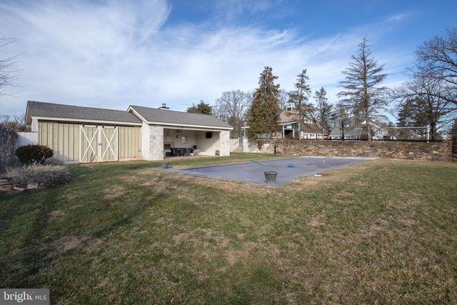 266 PROVINCE LINE RD, Hopewell, NJ 08525