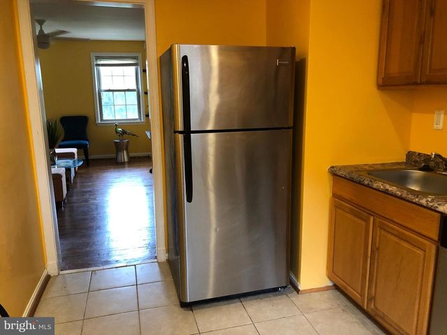 2129 SUITLAND TER SE #202, Washington, DC 20020