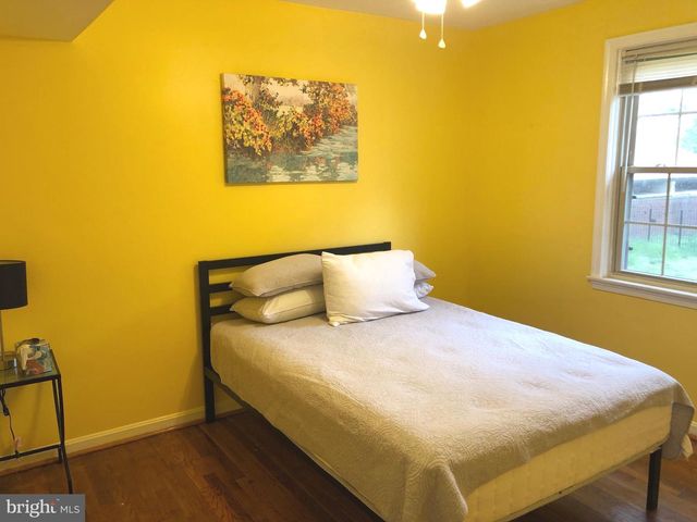 2129 SUITLAND TER SE #202, Washington, DC 20020