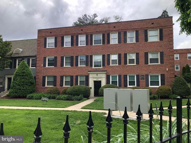 2129 SUITLAND TER SE #202, Washington, DC 20020