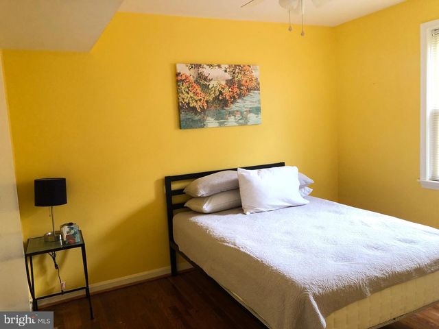 2129 SUITLAND TER SE #202, Washington, DC 20020