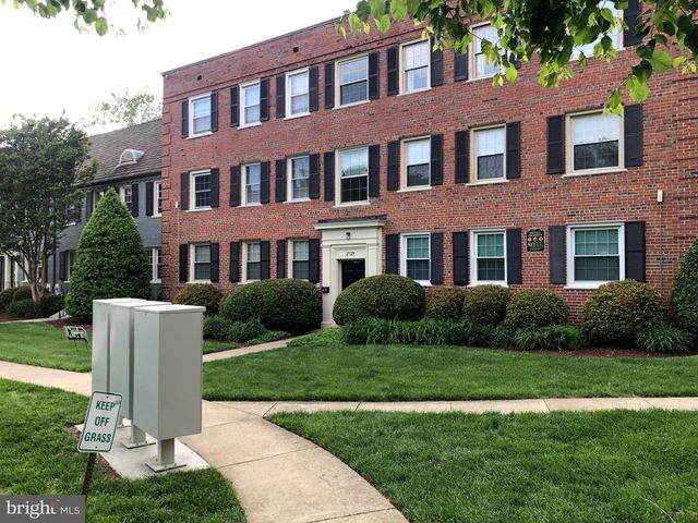 2129 SUITLAND TER SE #202, Washington, DC 20020