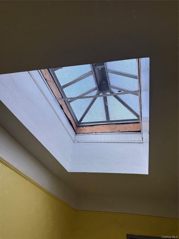 1159 Fteley Avenue, Bronx, NY 10472 — photo 2