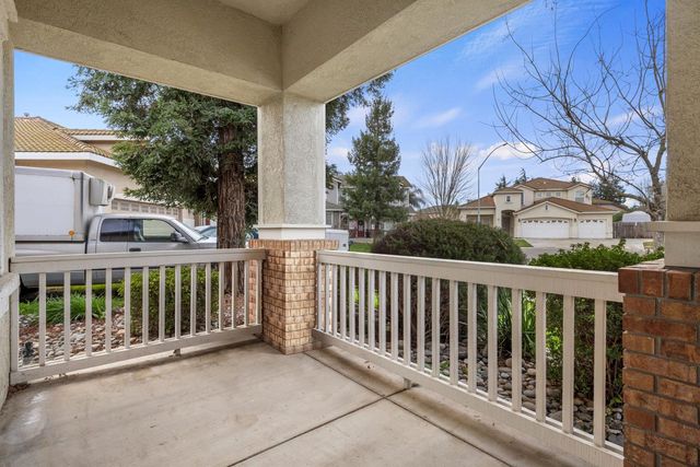 5610 Coloma Ct, Riverbank, CA 95367
