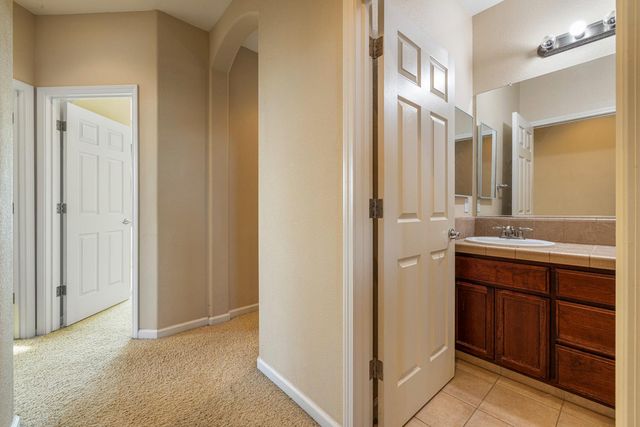5610 Coloma Ct, Riverbank, CA 95367