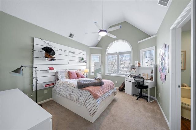 2716 SW REGAL Drive, Lee's Summit, MO 64082