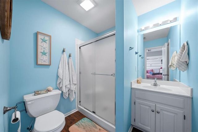 2716 SW REGAL Drive, Lee's Summit, MO 64082