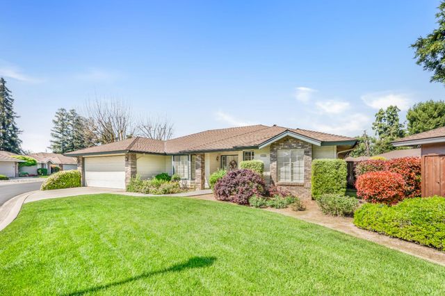 6323 N Marks Avenue, Fresno, CA 93711