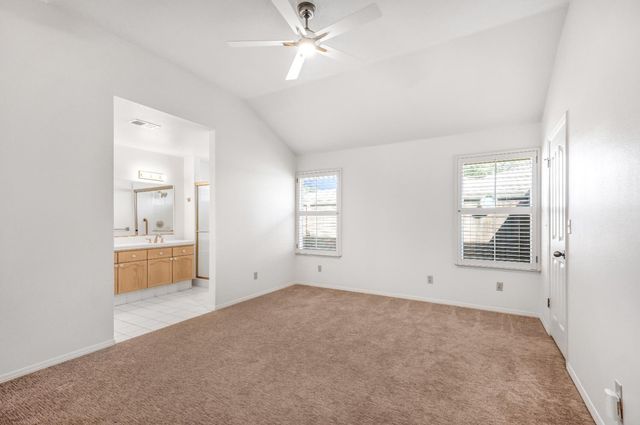 6323 N Marks Avenue, Fresno, CA 93711