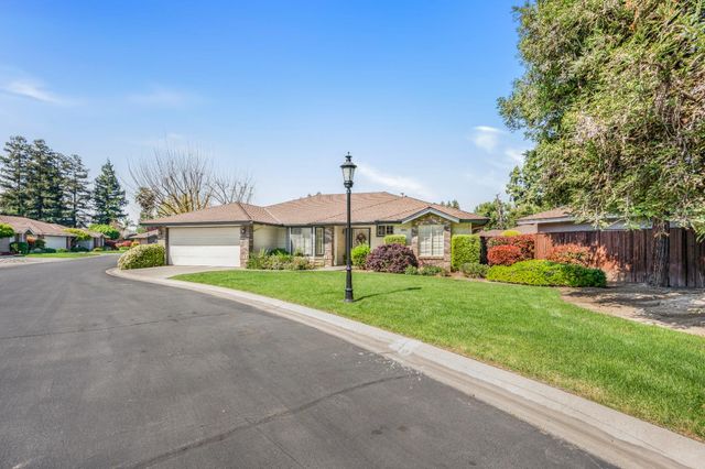 6323 N Marks Avenue, Fresno, CA 93711