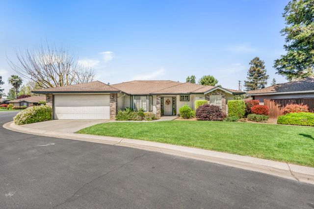 6323 N Marks Avenue, Fresno, CA 93711