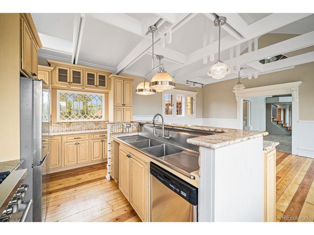 325 McMurtrie Rd, Westcliffe, CO 81252