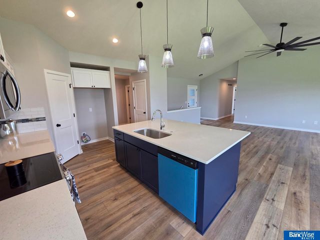 500 Railroad Street, Hallam, NE 68368