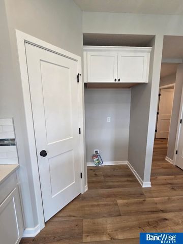 500 Railroad Street, Hallam, NE 68368
