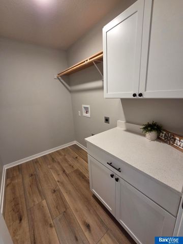 500 Railroad Street, Hallam, NE 68368