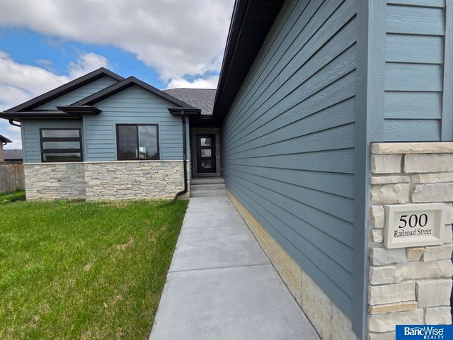 500 Railroad Street, Hallam, NE 68368