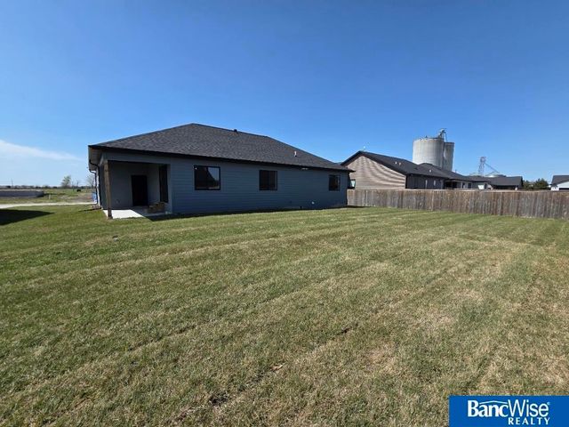 500 Railroad Street, Hallam, NE 68368