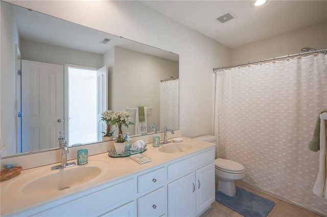 16155 S Harbinger Street, Olathe, KS 66062