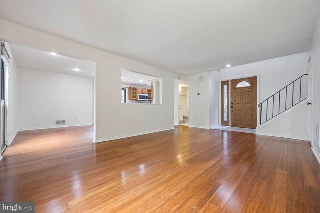 8964 BLUE POOL, Columbia, MD 21045