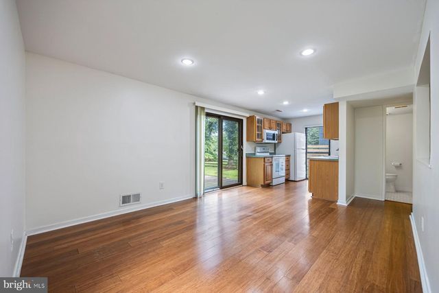 8964 BLUE POOL, Columbia, MD 21045