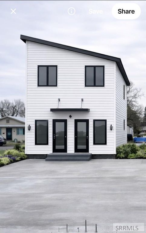 Image 4 of property listing at 429-435 E 16th Street, Idaho Falls, ID 83404