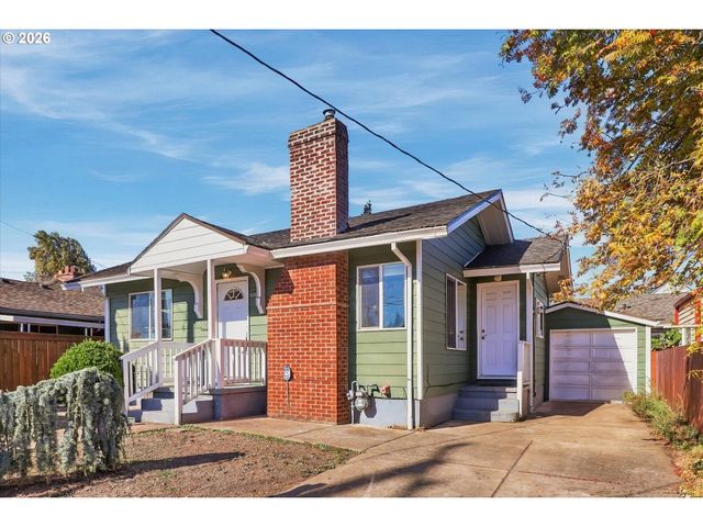 6221 Ne HALSEY St, Portland, OR 97213