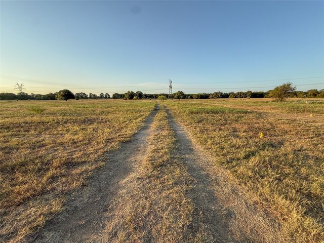 455 County Rd 1650, Chico, TX 76431